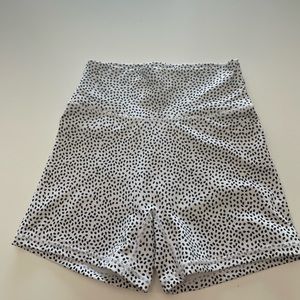 Rebel Short - White Bossy Print